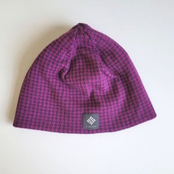 Columbia Reversible Ladies Knit Beanie Hat Pink - Picture 3 of 7